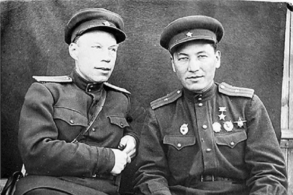Ветеран ВОВ Малик Габдуллин назвал дочь Майдан (на казахском - Фронт).