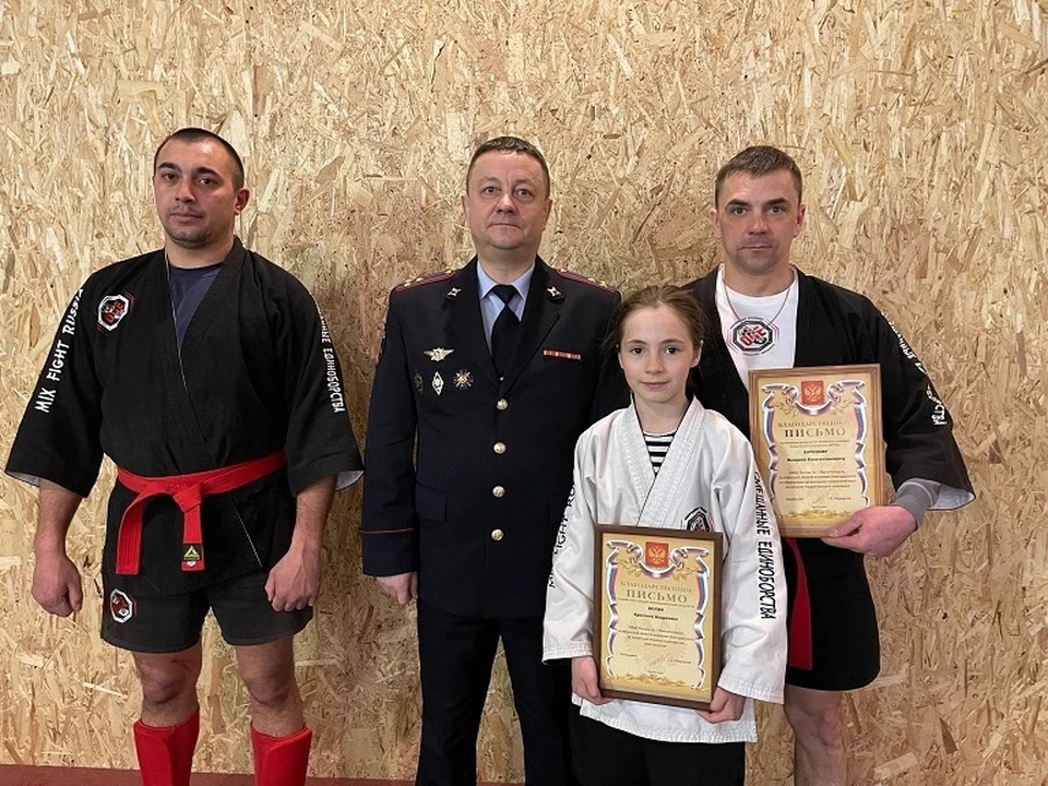 Юная школьница, которая помогла задержать грабителя, занимается восточными единоборствами. Фото: предоставлено пресс-службой ГУ МВД по Челябинской области