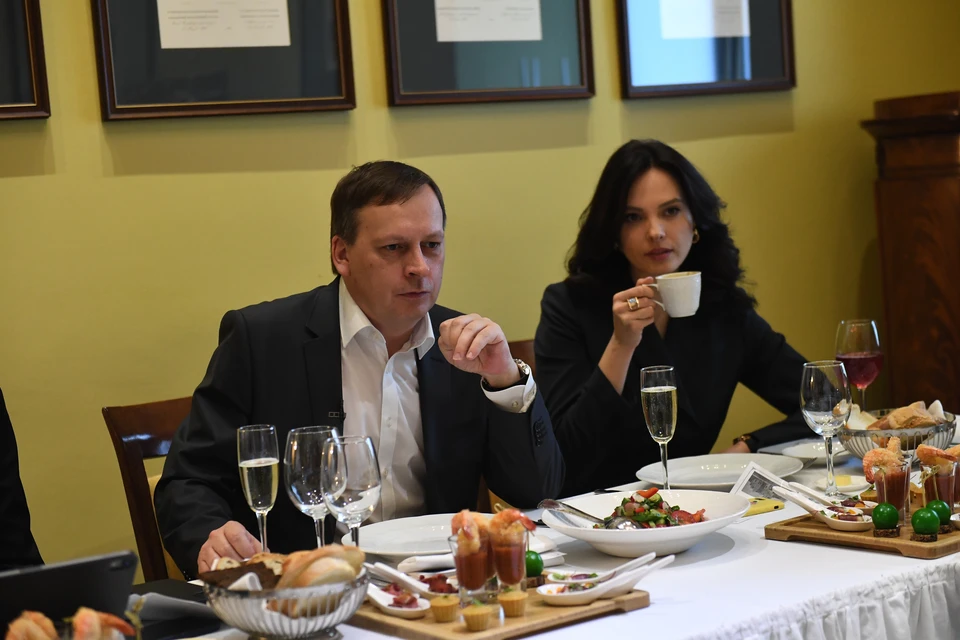 Глава Росводресурсов Дмитрий Кириллов во время пресс-ужина с журналистами.