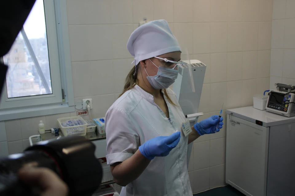 Прием пациентов ведут сотрудники городской поликлиники Белгорода. Прививку может получить житель любого региона.