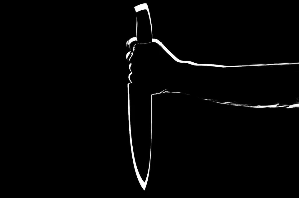 Житель Ижевска попытался ударить свою экс-супругу ножом в живот
