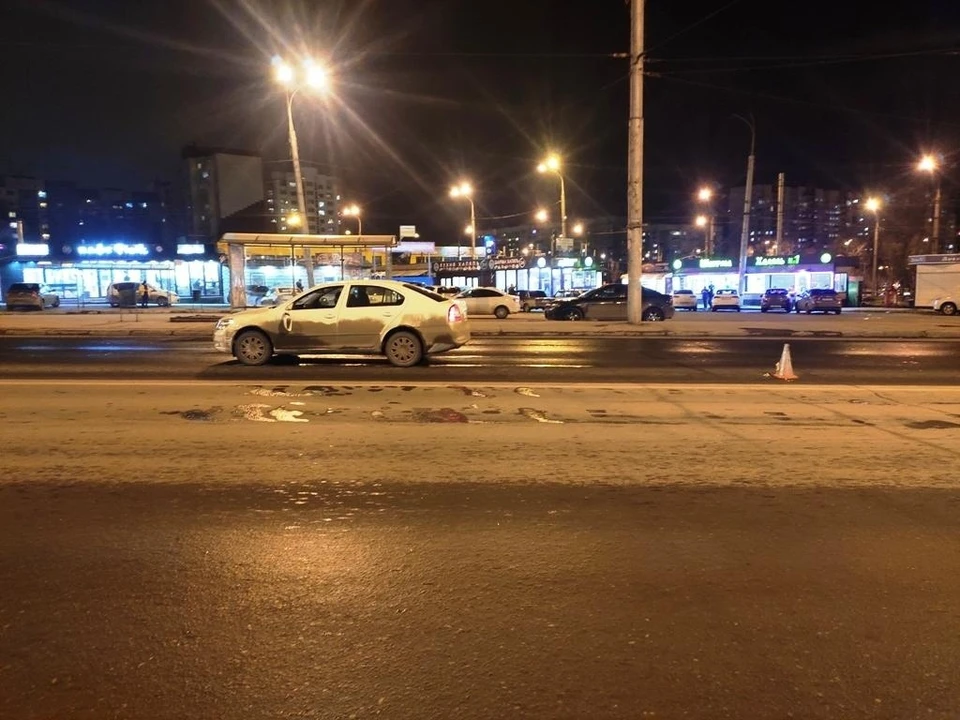 Иномарка сбила пожилую женщину в Самаре. Фото - ГУ МВД России по Самарской области