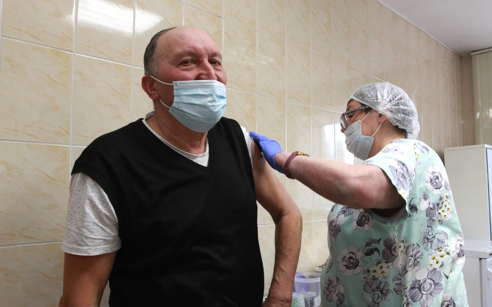 Жители Томской области пока могут поставить прививку от коронавируса только препаратом «Спутник V».
