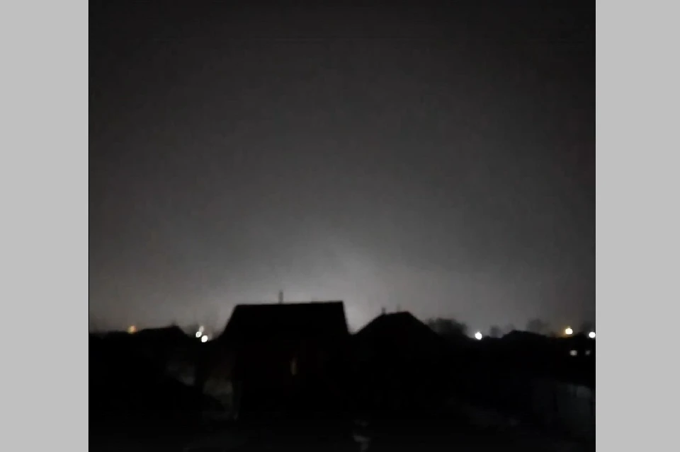 Рязанцы снова сняли на видео необычные вспышки света на вечернем небе. Фото: Макс Барских | НРВК