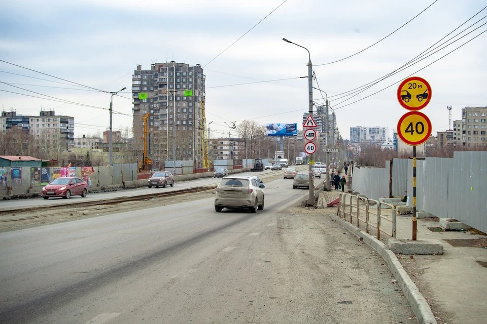 Движение по мосту будет полностью закрыто.