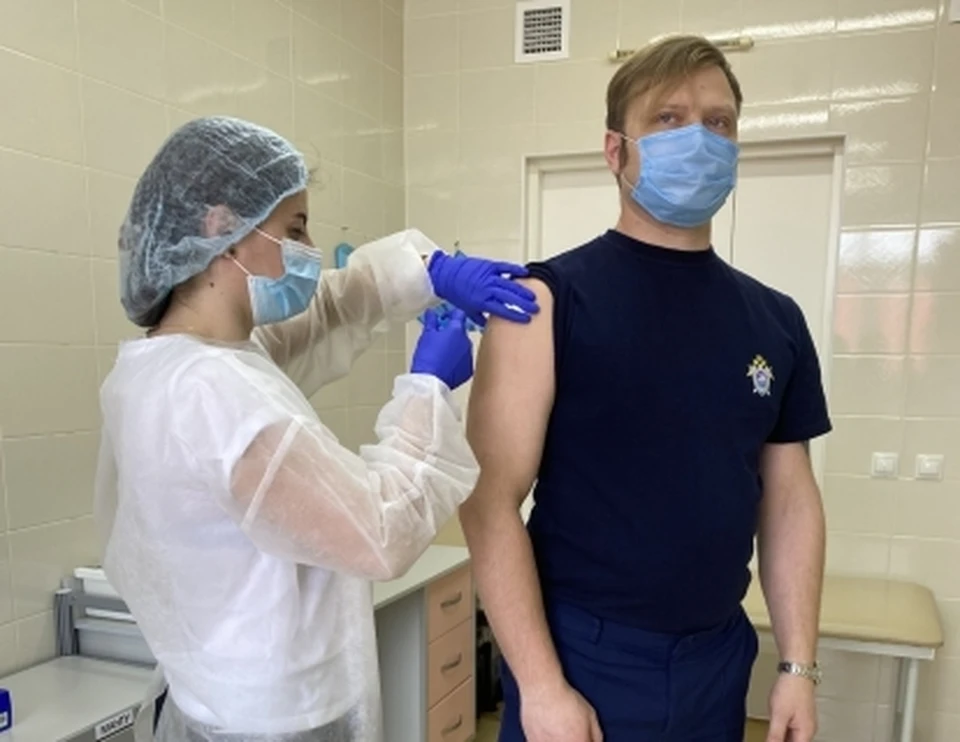 Югорские следователи вакцинируются против COVID-19 Фото: СУ СК РФ по ХМАО-Югре