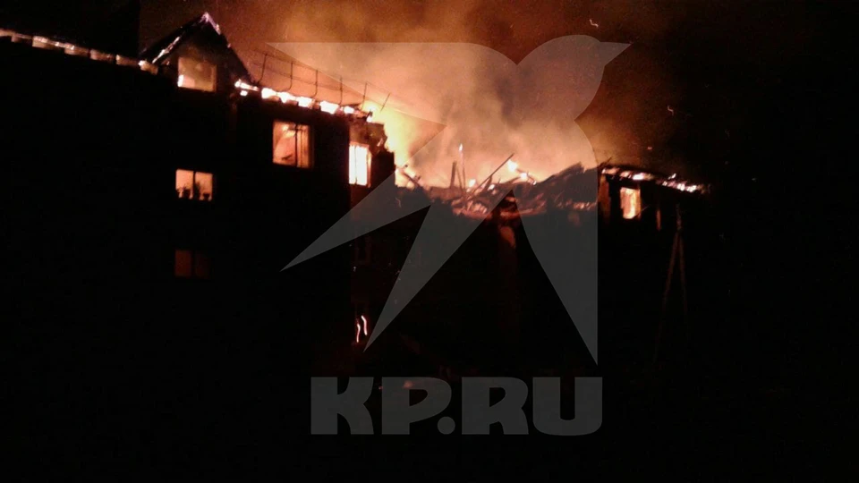 Очевидцы сняли видео с места пожара в Нижегородской области 19 апреля 2021. Фото: предоставлено КП