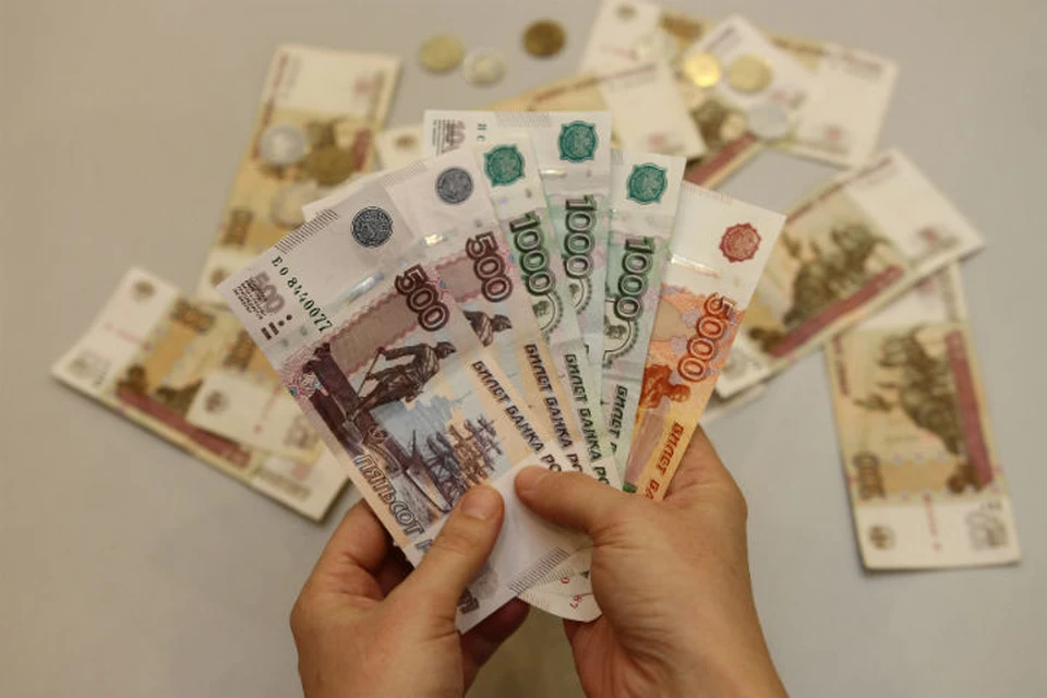 Иркутянин пытался подкупить полицейского взяткой в полмиллиона рублей