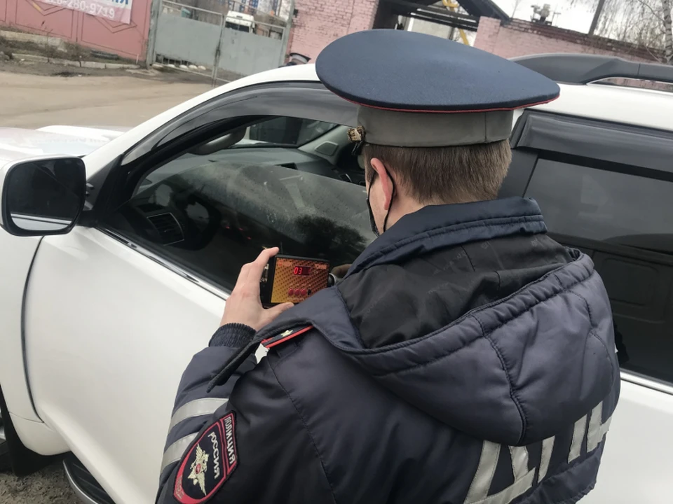 В Орле проходит рейд по выявлению машин с тонировкой. Фото: УМВД России по Орловской области