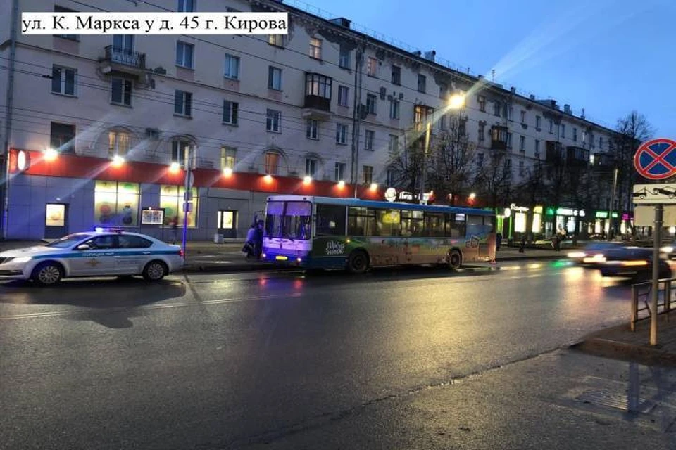 В Кирове пенсионерка упала в автобусе и получила травмы. Фото: vk.com/gibdd43