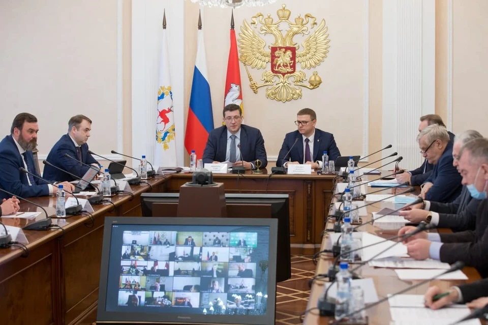 В Челябинске прошло выездное заседание комиссии Госсовета. Фото: gubernator74.ru