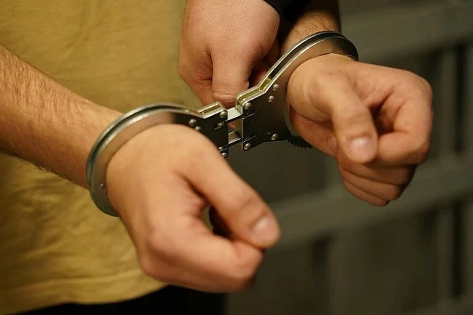 Житель Иркутска вместе с женой и родителями стали организаторами группы наркоторговцев