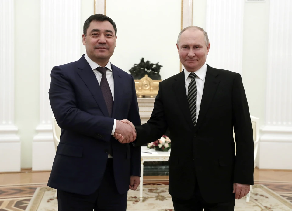 Российский лидер убежден, что российско-кыргызские отношения будут развиваться в духе союзничества и стратегического партнерства.