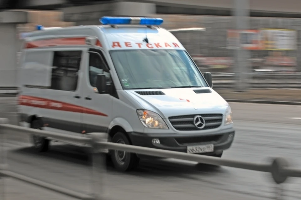 В Краснокамске серьезно пострадала женщина, упав на скользких ступеньках.