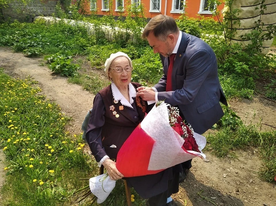 Сайт пенсионеров ржд. Ветераны Омска. Собрание пенсионеров. Заслуженный пенсионер.