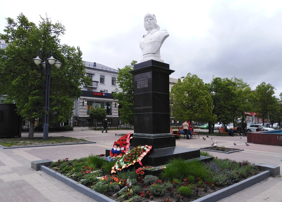 Белгородцы помнят подвиг молодого танкиста.