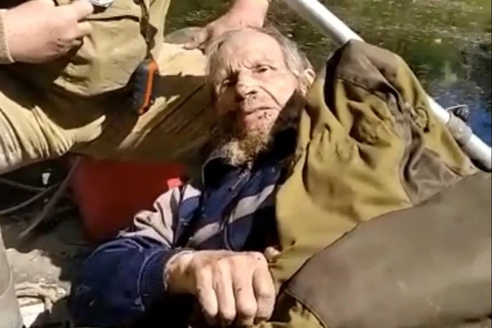 Мужчина так обессилел, что уже не мог позвать на помощь. Фото: ПСЦ "Рысь"