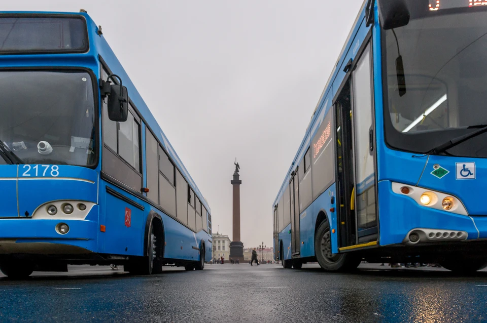 Все петербургские автобусы обещают перевести на экологичный газ.
