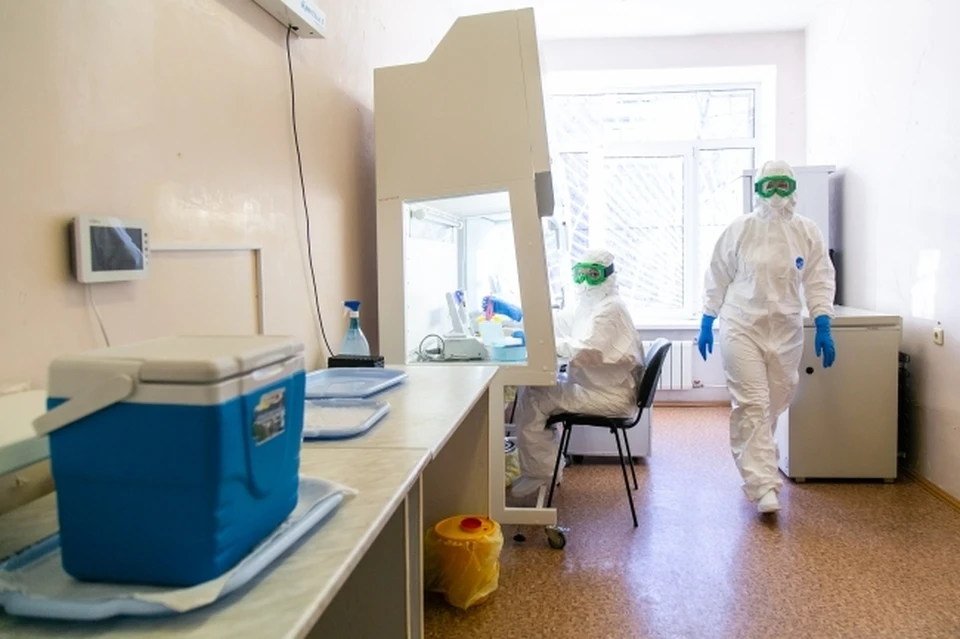 В больницах и стационарах с COVID-19 и пневмониями находится 593 человека