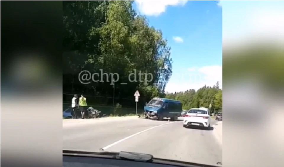 Фото: Кадр видео ВКонтакте "ЧП ДТП Пермь".