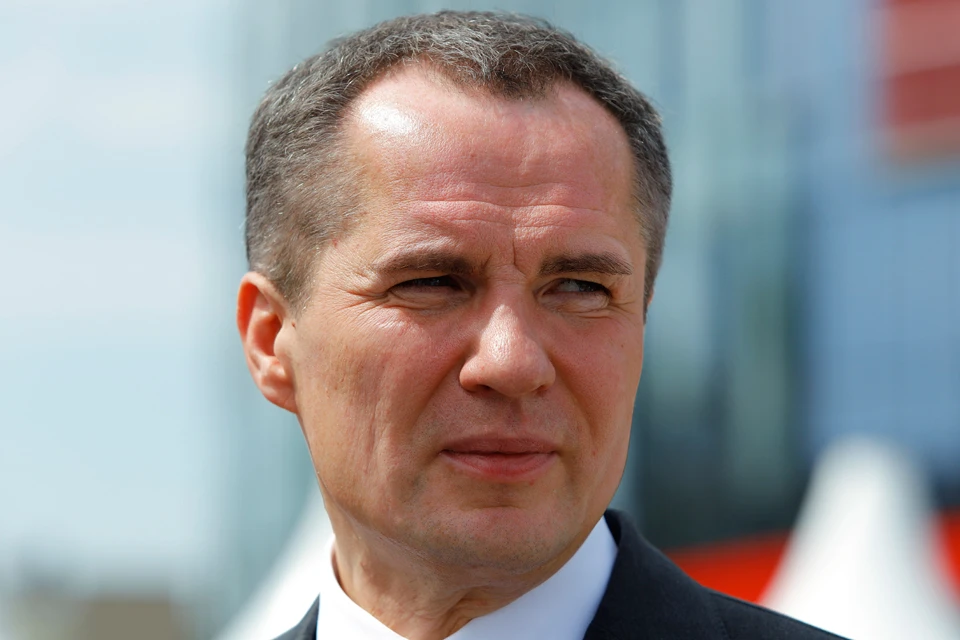 Руководитель региона Вячеслав Гладков оказался одной из самых заметных персон на площадке ПМЭФ