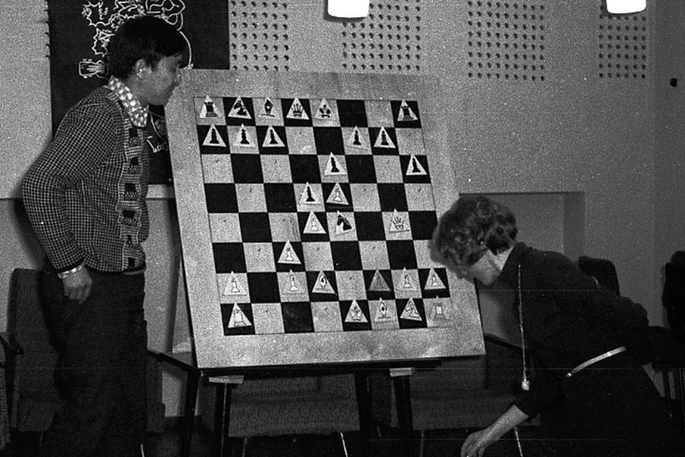 Разбор шахматной партии с чемпионкой мира Нонной Гаприндашвили.