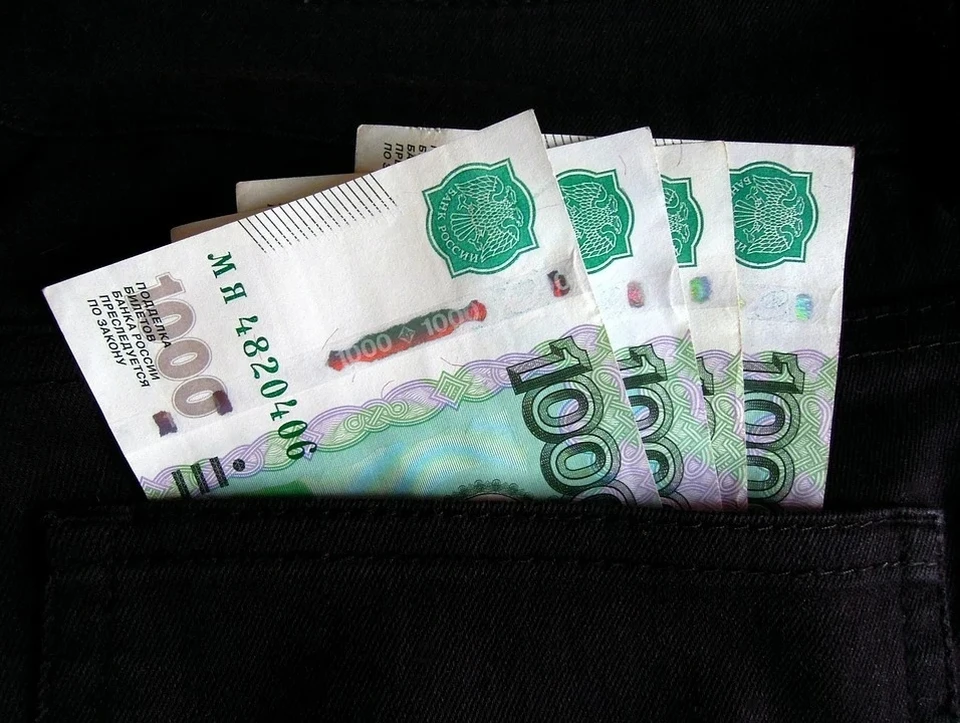 В Астраханской области работодатель не выплатил своим сотрудникам более 320 тыс. рублей