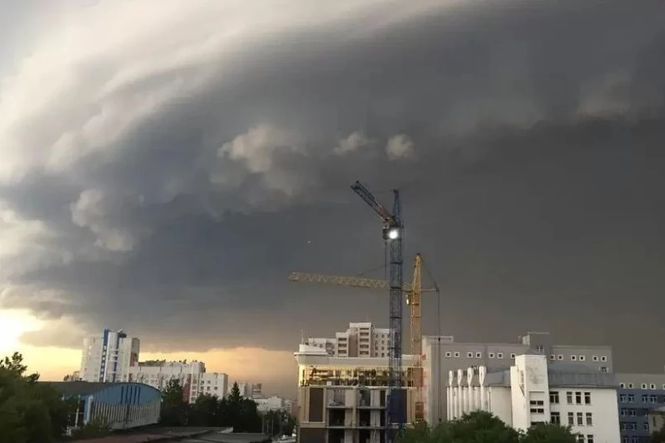 При сильном ветре на улицу лишний раз лучше не выходить