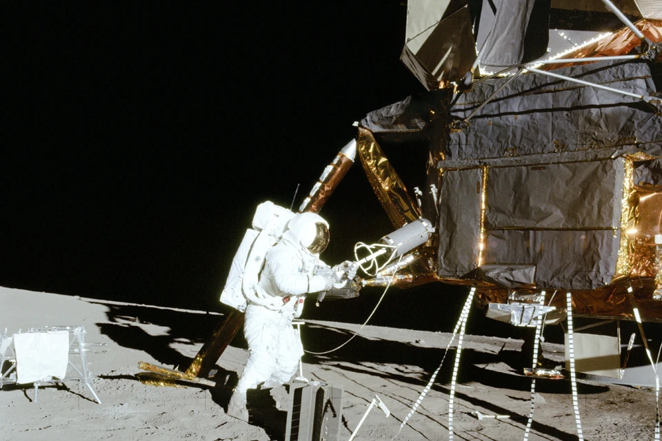 Для программы «Аполлон» были изготовлены 33 макета командного модуля