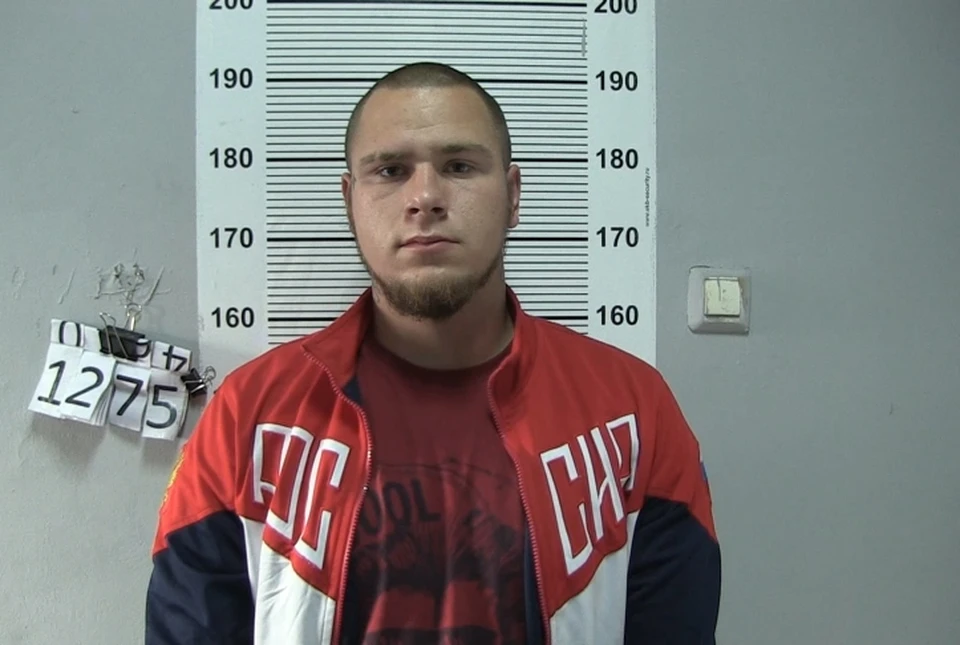 Полиция ищет людей пострадавших от действий хулигана. Фото: Отделение по связям со СМИ УМВД России по г. Екатеринбургу