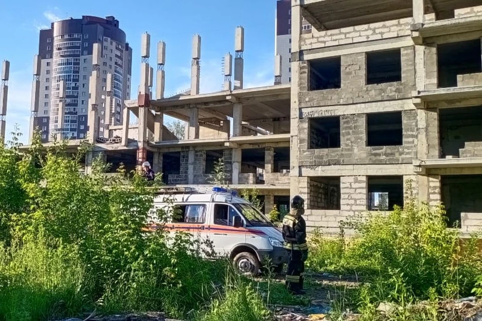 На стройке погибла девочка. Фото: ГУ МЧС по НСО