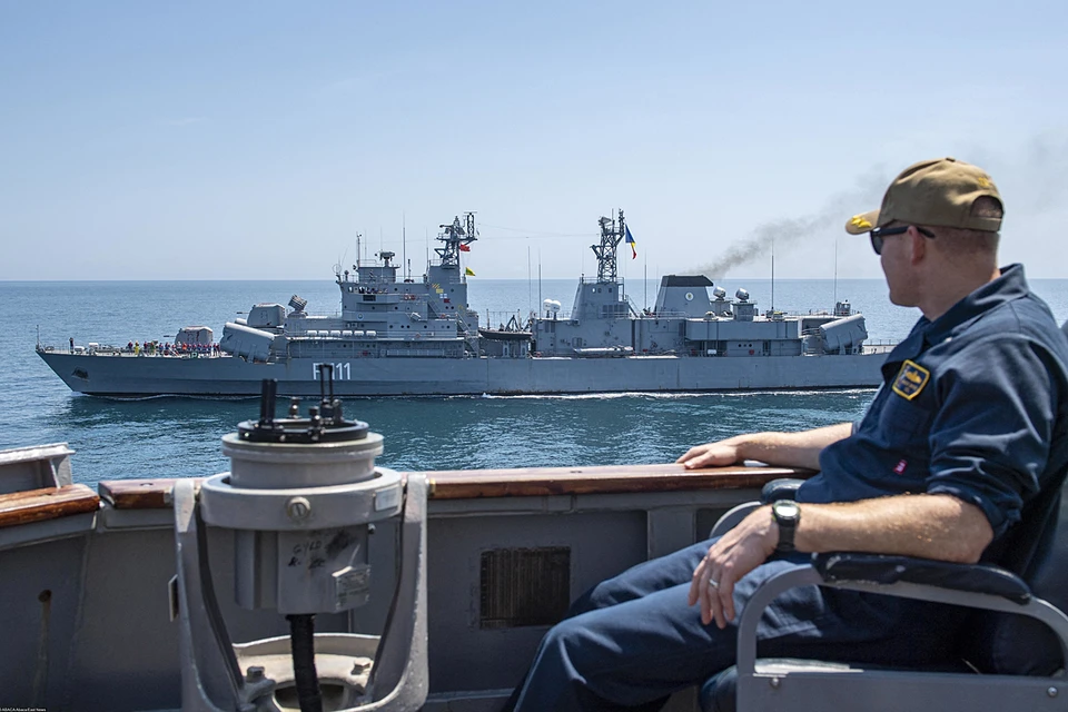 В учениях НАТО "Sea Breeze", проходящих сейчас в Черном море, участвуют аж 28 боевых кораблей блока