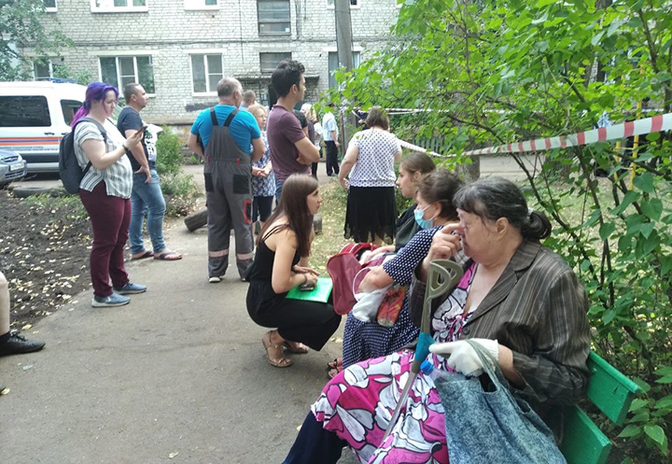 Очевидцы рассказали о взрыве газа в многоэтажке в Нижнем Новгороде.