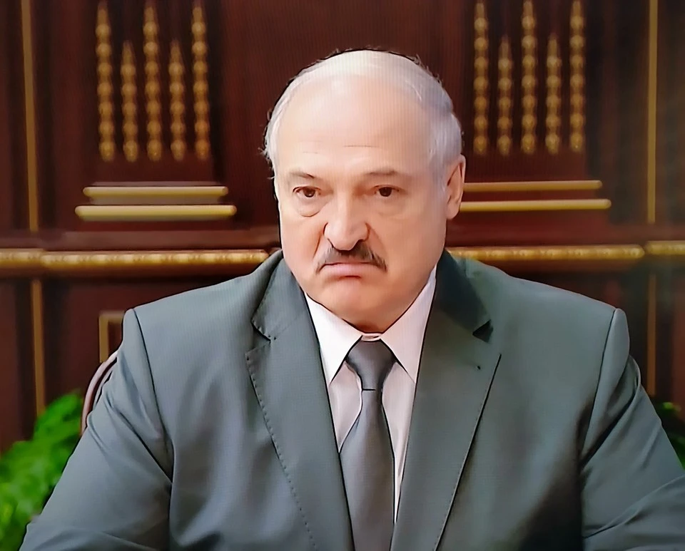 Лукашенко заявил о попытке подрыва террористами узла связи ВМФ РФ под Минском