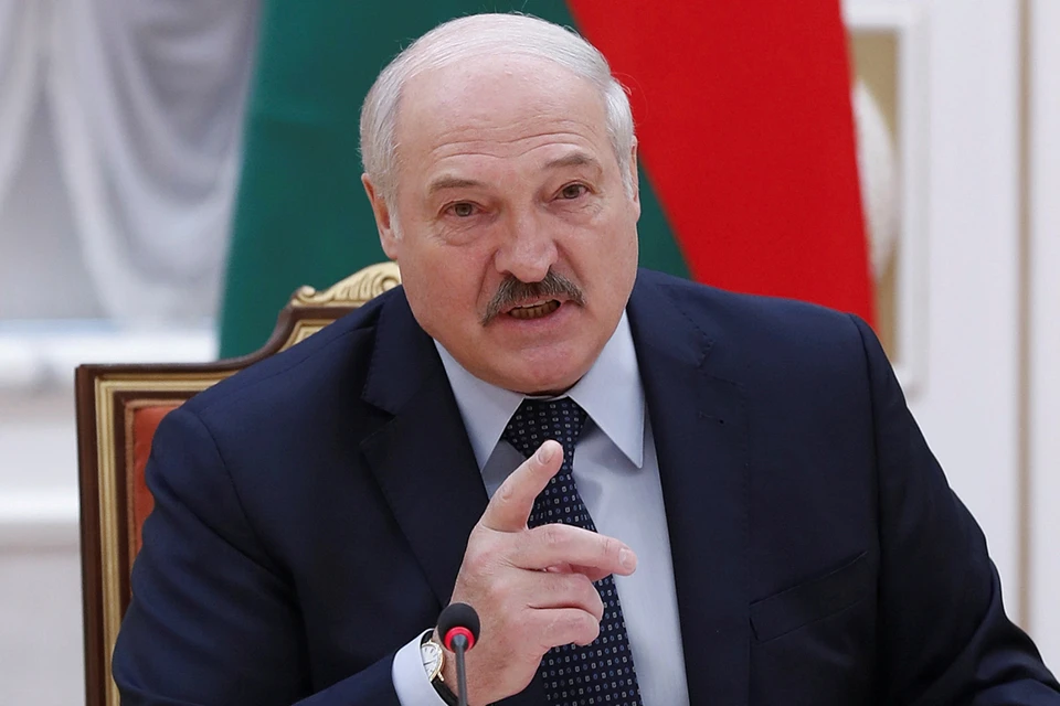 Теперь белорусский лидер намерен предъявить претензии самой Меркель