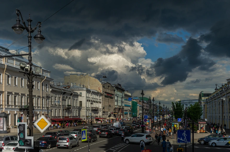 Дожди и грозы обрушатся на Петербург 9 июля