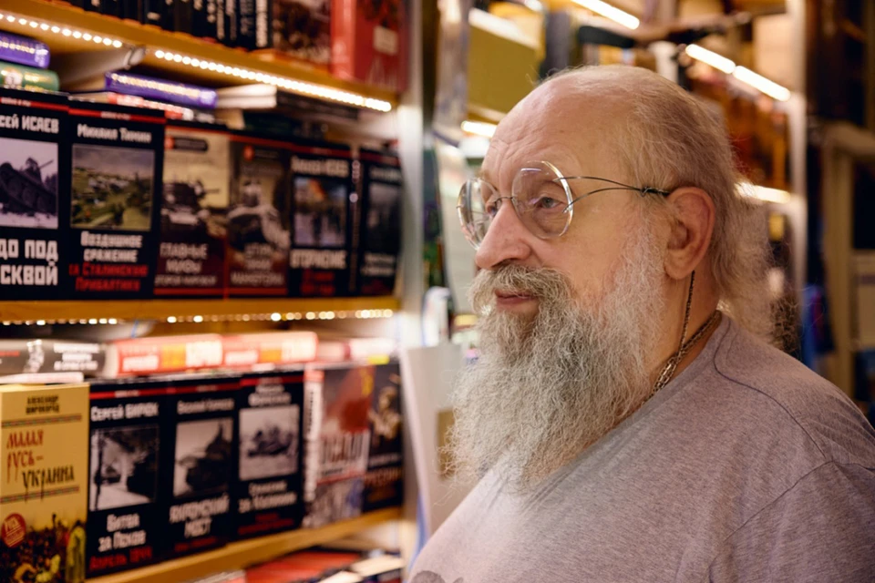 Анатолий Вассерман считает, что современная библиотека – это и книгохранилище, и мероприятия, и рабочее пространство. Фото из личного архива Анатолия Вассермана.