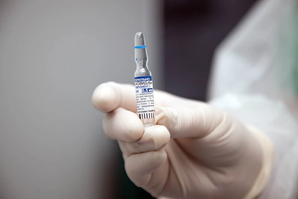Эпопея с признанием первой в мире вакцины от коронавируса «Спутник V» в Европейском союзе тянется уже чуть ли не год.