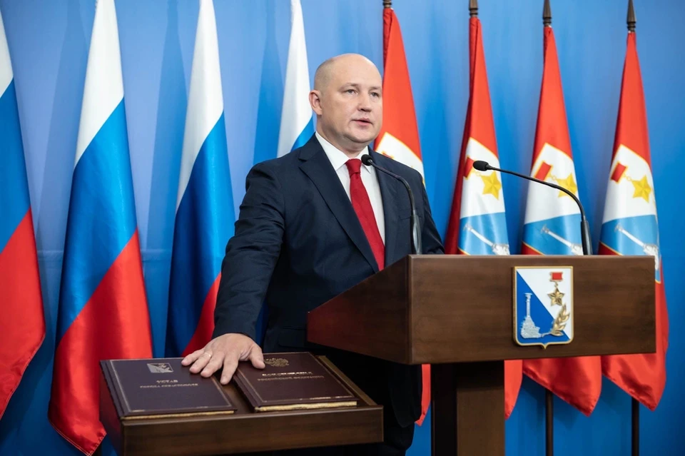 Михаил Развожаев на церемонии инаугурации 2 октября 2020 года в Екатерининском зале Дома офицеров