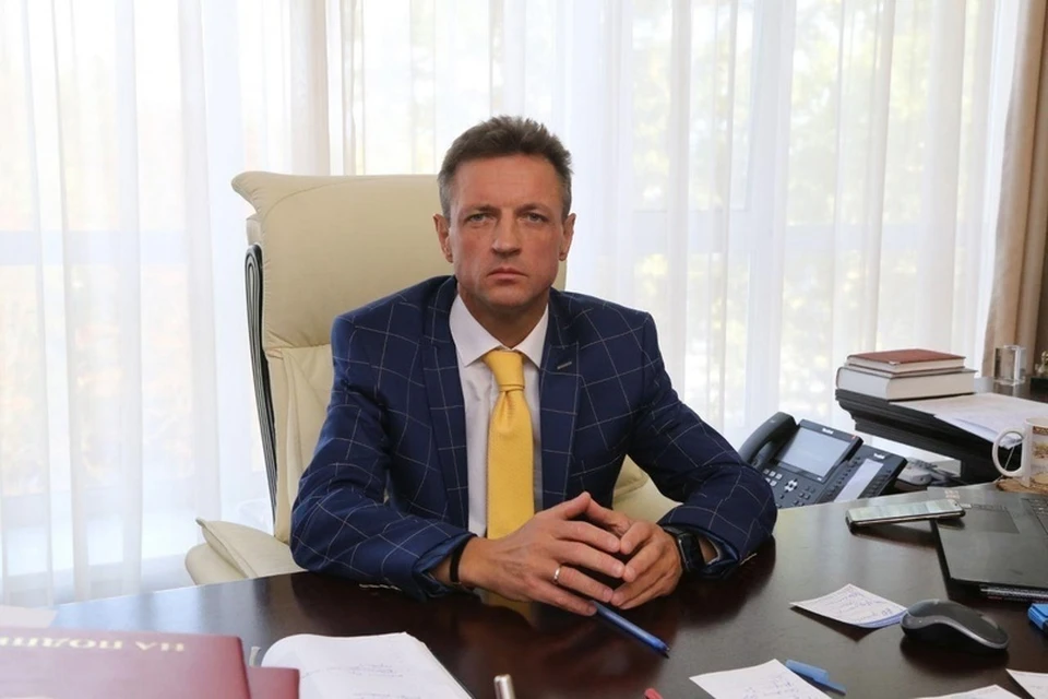 Десять служебных автомобилей пополнили парк медицинского транспорта в больницах городов и районов Крыма. Фото: Александр Остапенко / Facebook
