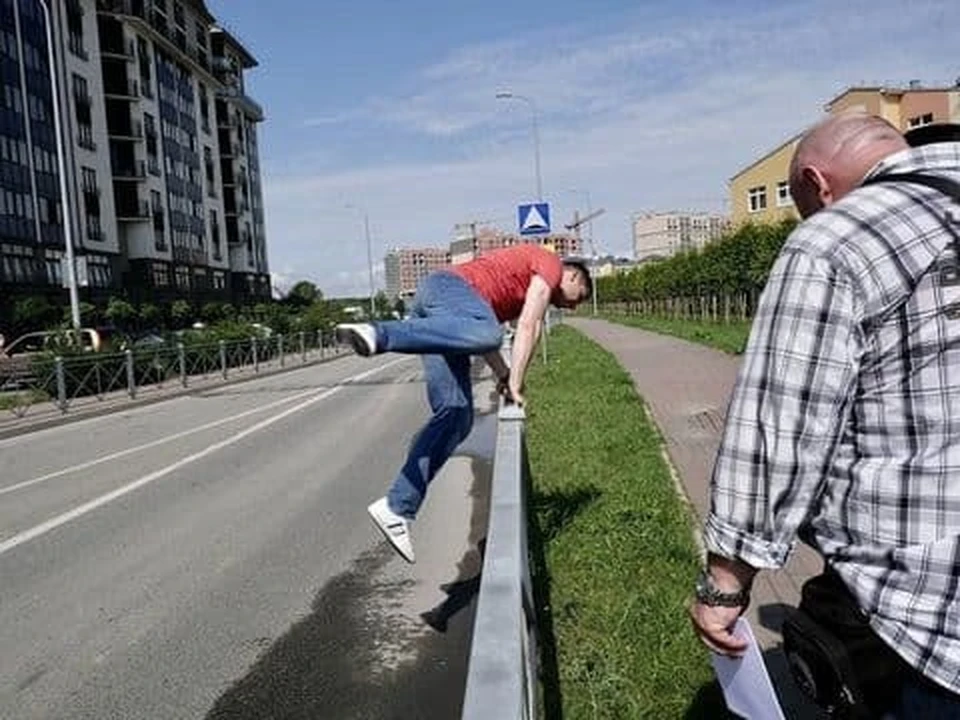 .