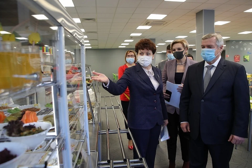 В этом году должны провести исследование качества питания в школах. Фото: сайт правительства РО