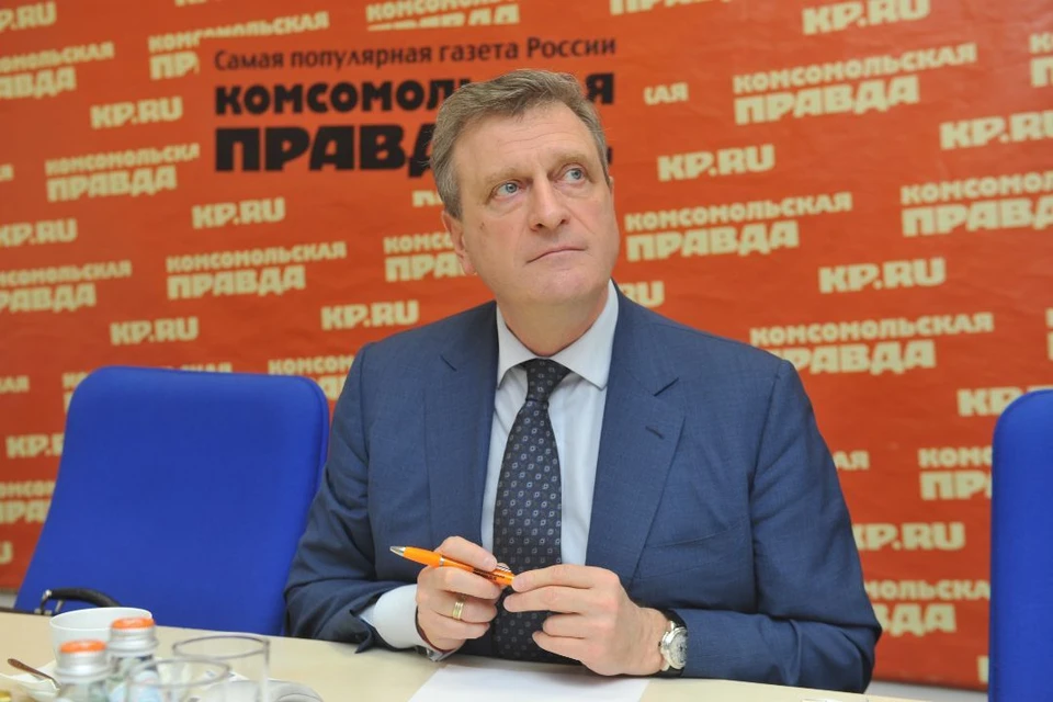 Губернатор Игорь Васильев продолжит работать удаленно дома в Кирове.