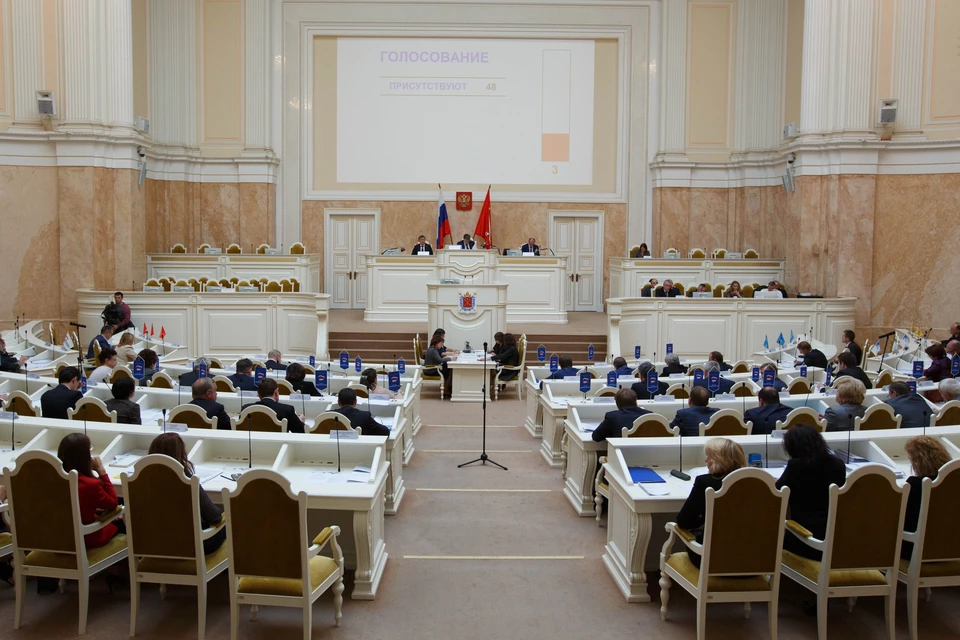 Заксобрание приняло в первом чтении законопроект о почетных ветеранах.