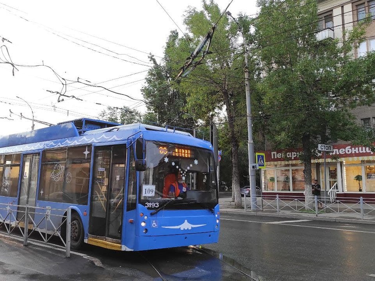 Быдлом считают всех»: ужасные условия на конечной 109-го троллейбуса довели  пожилого кондуктора до инфаркта - KP.RU