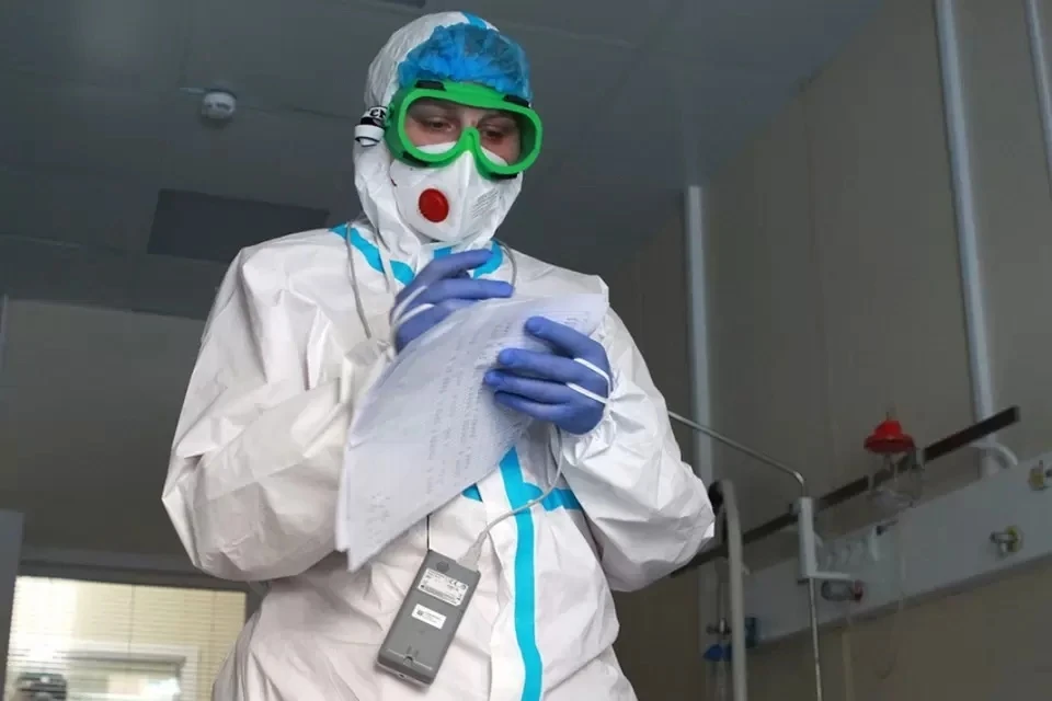 За сутки лаборатории Крыма обследовали на коронавирус 5587 человек