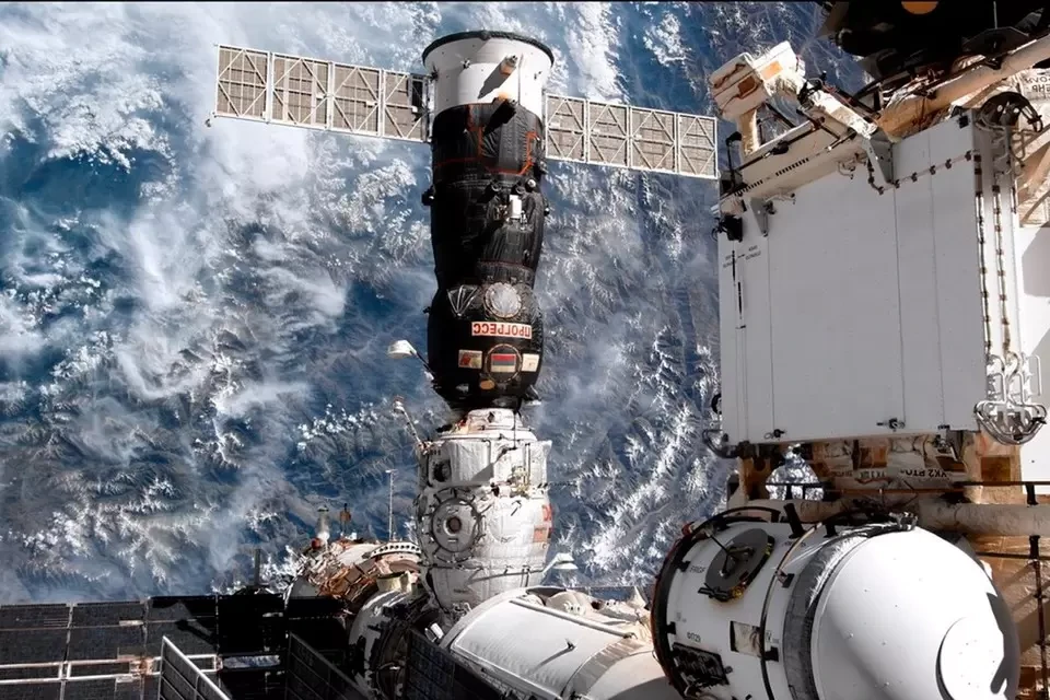 На МКС незапланированно включились двигатели на новом модуле «Наука»