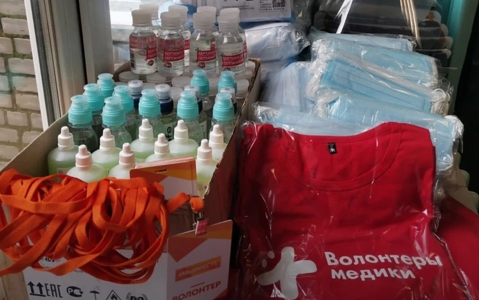 В Нижневартовске волонтеры-медики помогают заболевшим COVID-19 Фото: Официальная страница ХМАО — Югры
