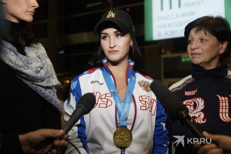 Мама олимпийской чемпионки Анастасии Татаревой: «Настя сказала: эта медаль ваша»