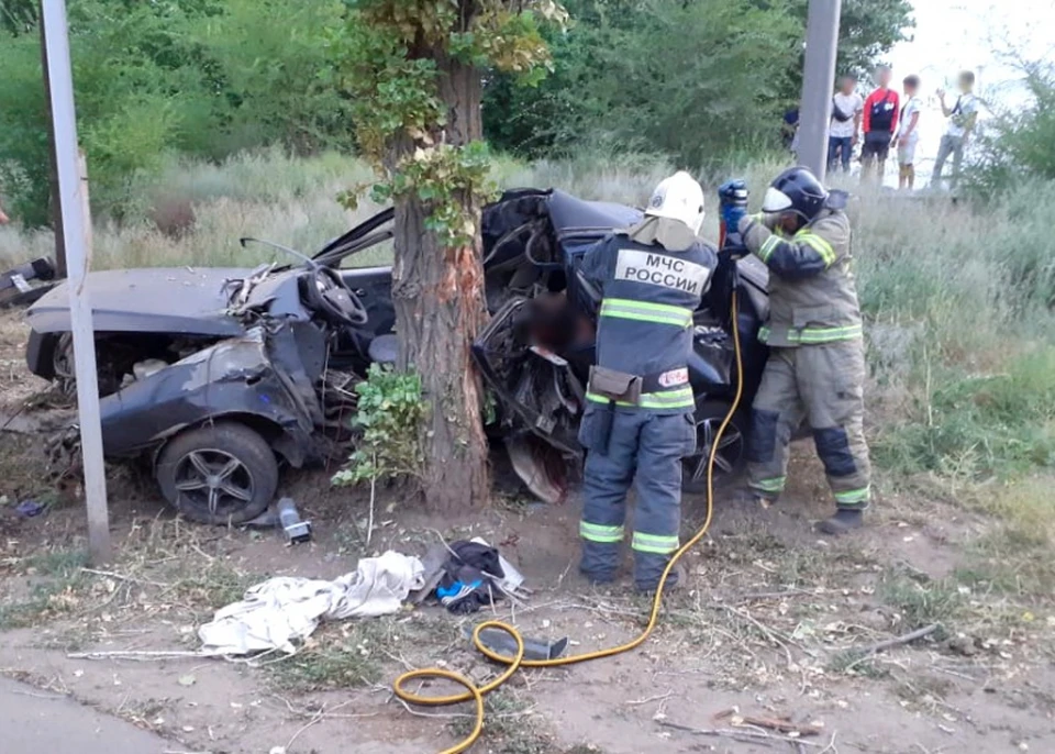 В Астраханской области произошло ДТП, в результате которого погиб водитель